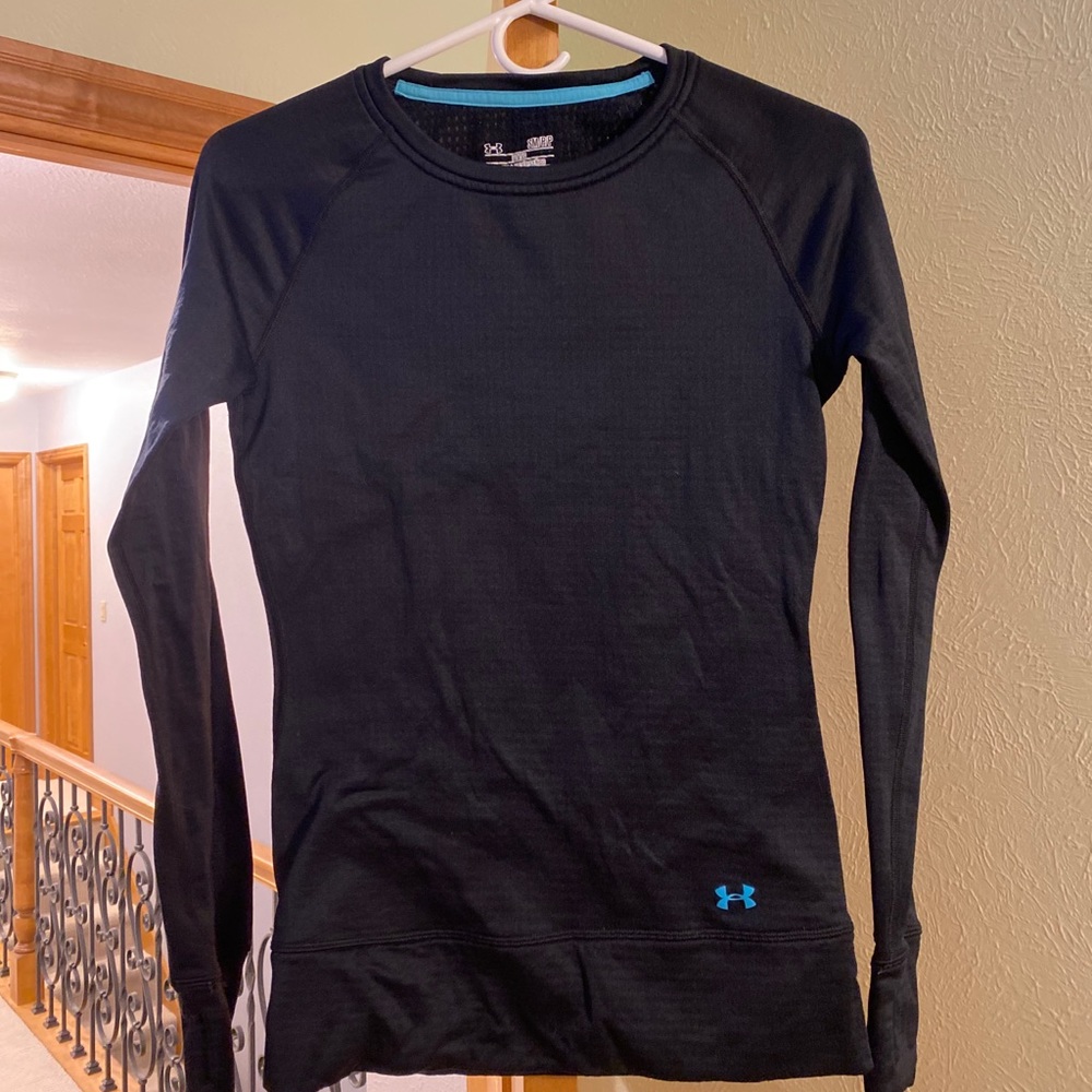 Black long sleeve thermal running shirt